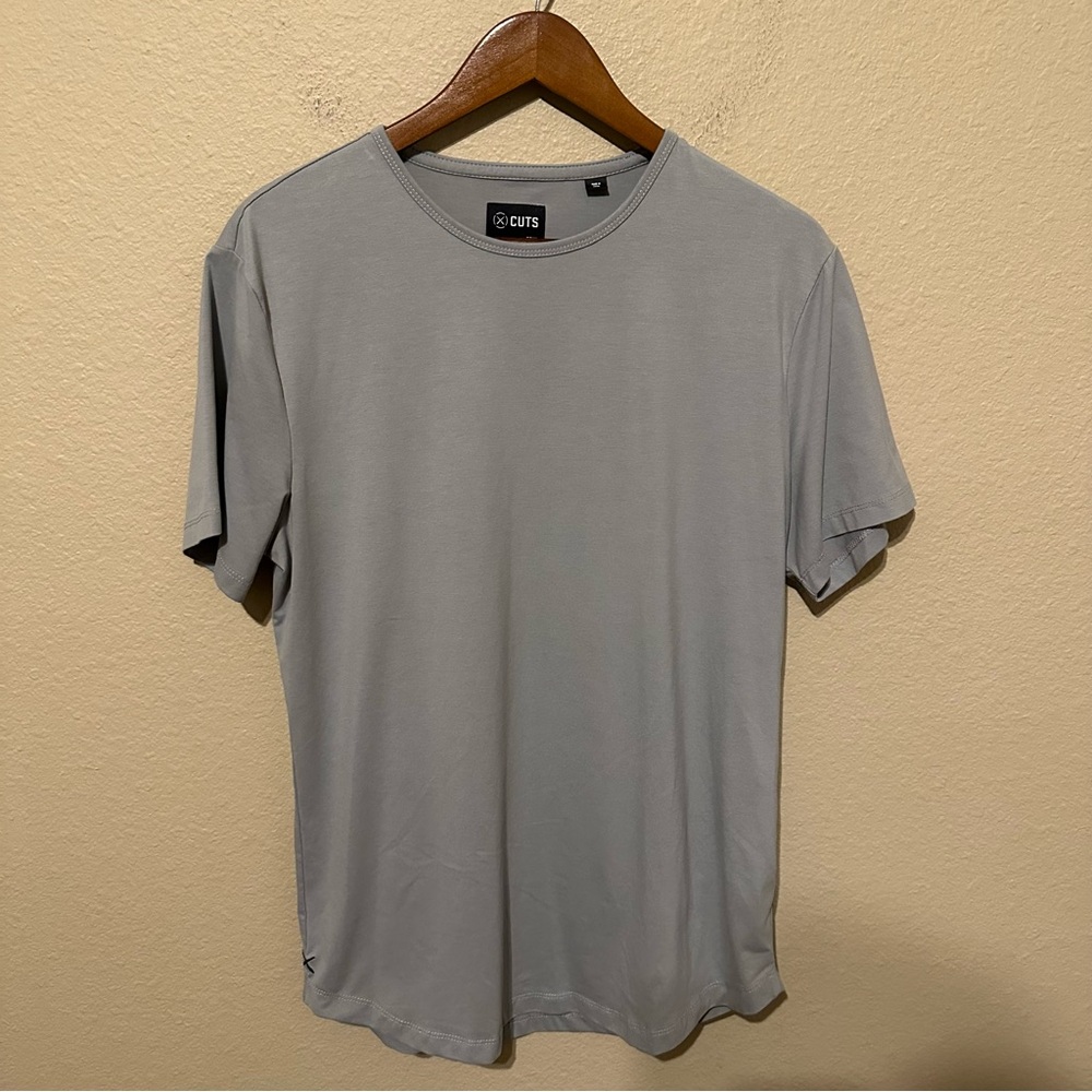 Cuts Men’s Trim Fit Grey T-Shirt